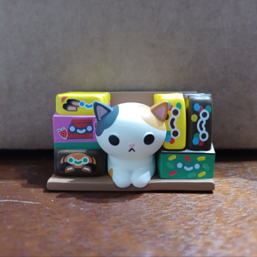 Bodega Kitties Mystery Box Series 1 Figurine - Candy